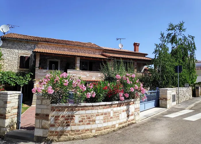 Apartmani Memic 100M Od Mora