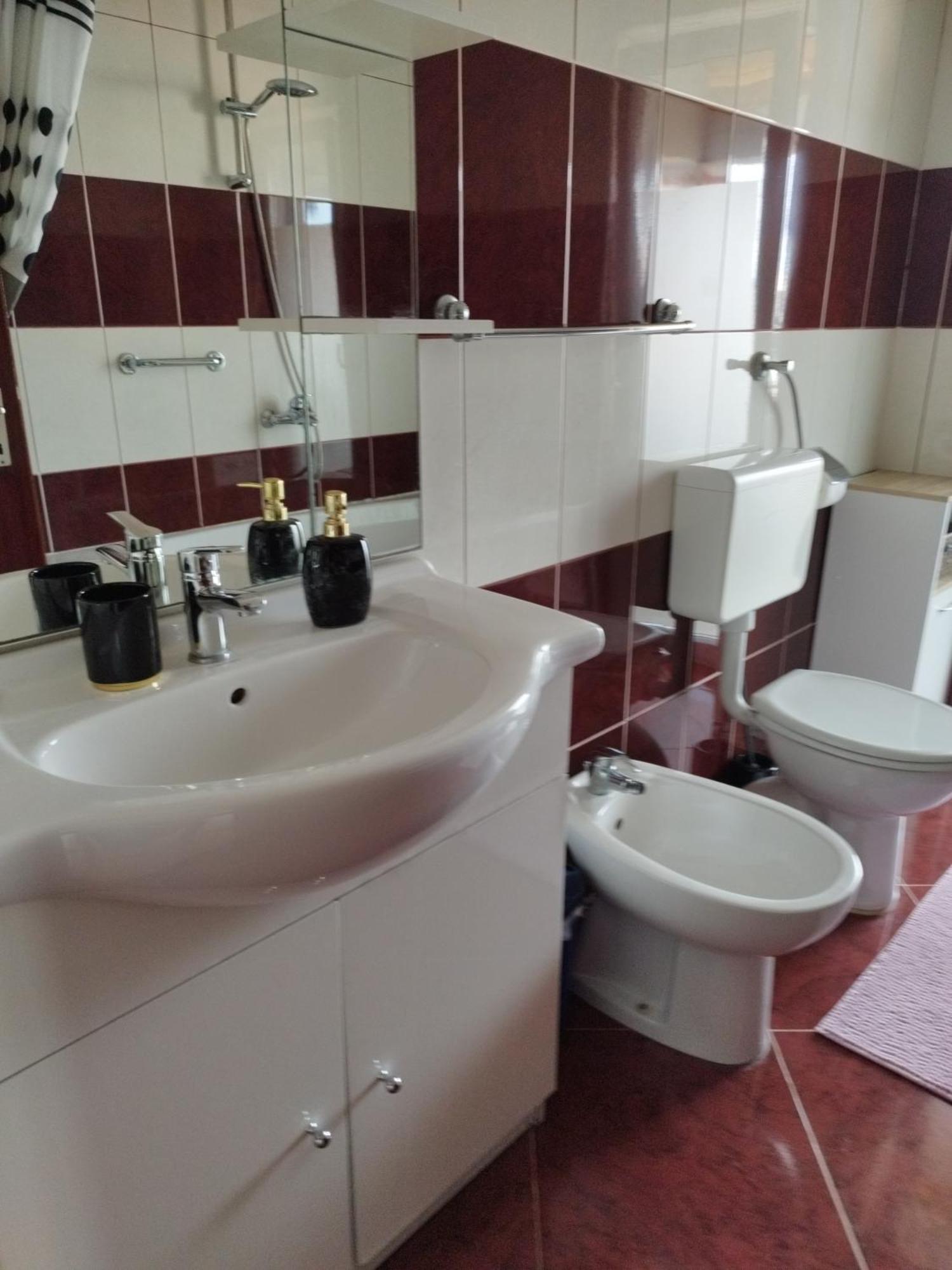 Memic 100m Od Mora Apartment Porec