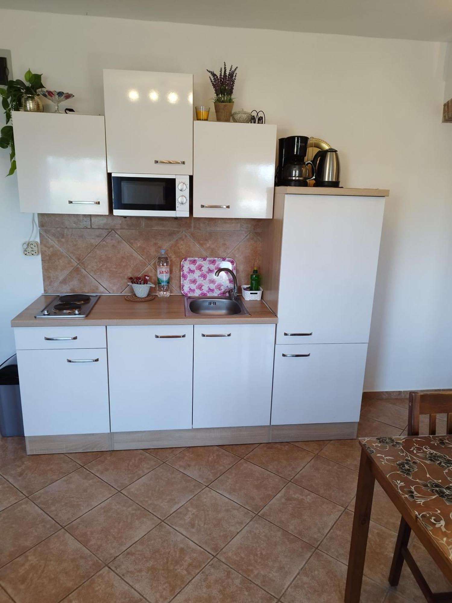 Memic 100m Od Mora Porec