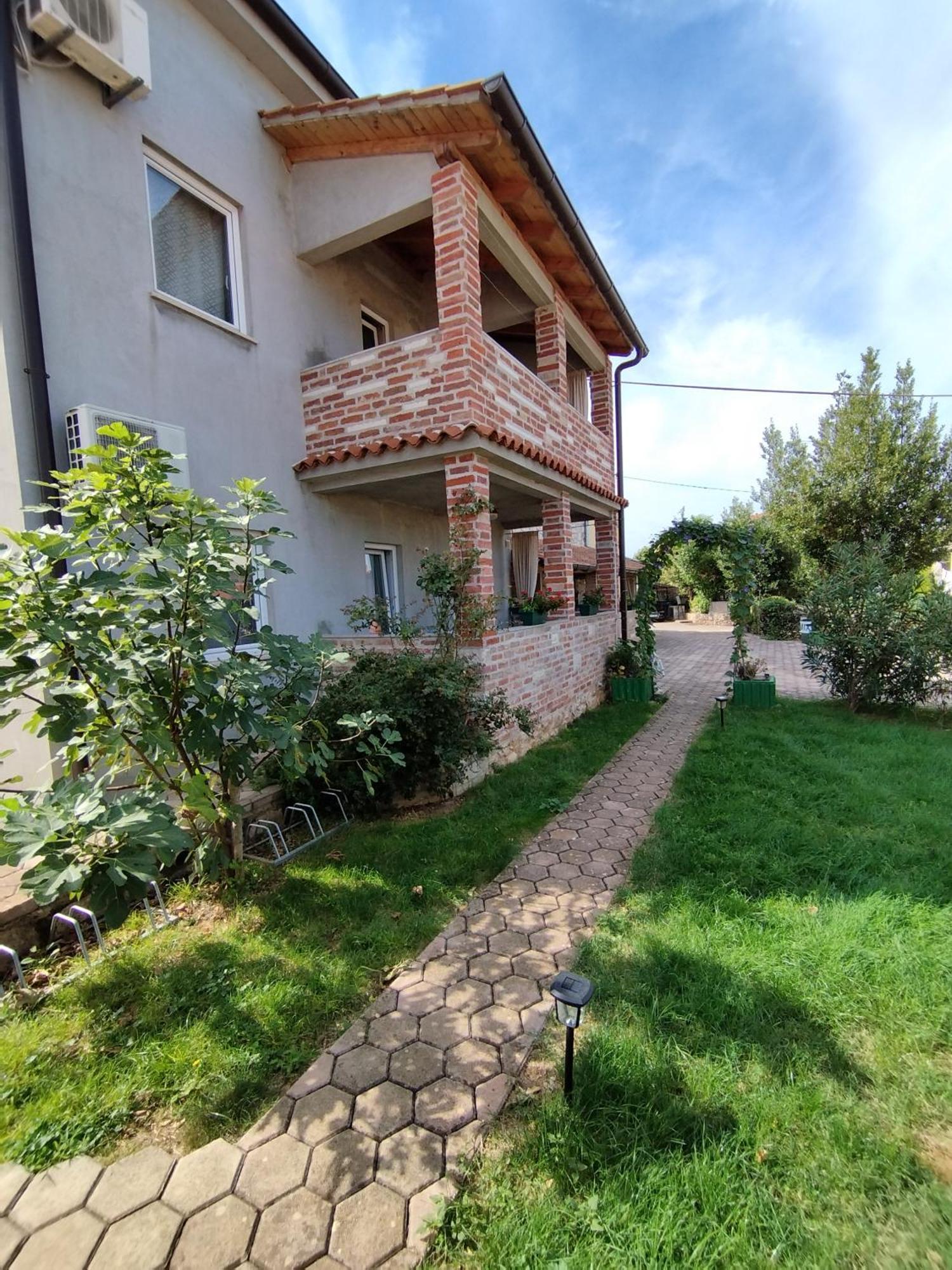 Apartment Memic 100m Od Mora *